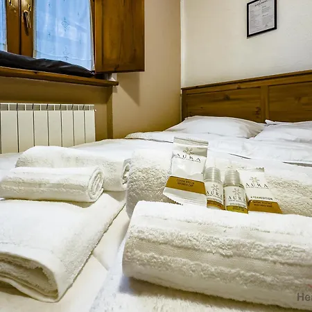 Pista Olimpica 1min - Box - Seggiovia 3min Appartement *