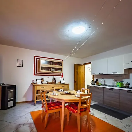 Pista Olimpica 1min - Box - Seggiovia 3min Appartement