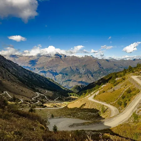 Pista Olimpica 1min - Box - Seggiovia 3min Appartement *