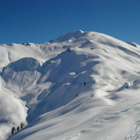 Pista Olimpica 1min - Box - Seggiovia 3min *